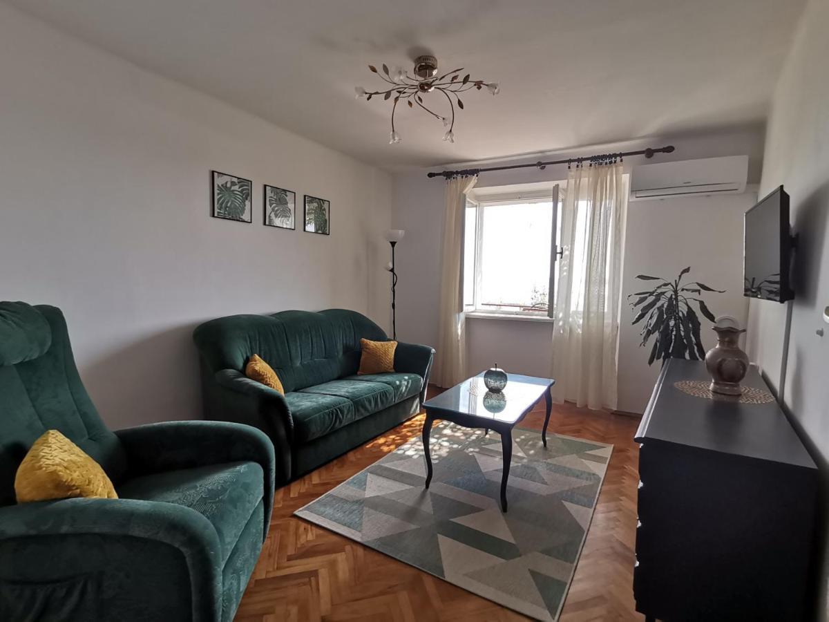 Holiday House Belavista Novi Vinodolski Eksteriør billede